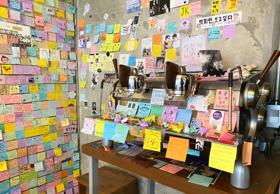 Boutique de produits dérivés K-Pop